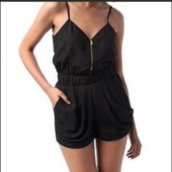 Lucca Couture Bubble Shorts Romper Size XS - Picture 16 of 16